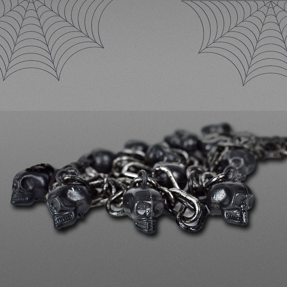 Cadena Decorativa con Calaveras color Plata