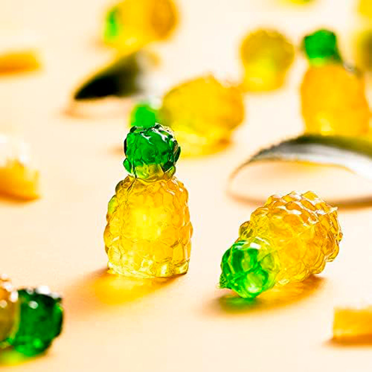 Gomitas Rellena en Forma y Sabor Piña, Amos 62 gr.