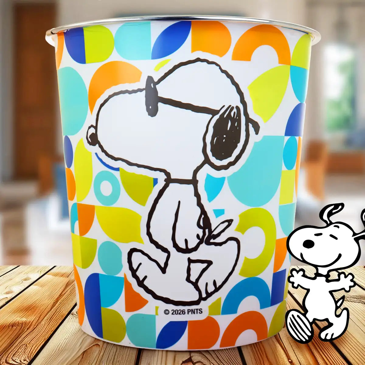 Bote de Basura, Snoopy, Colores
