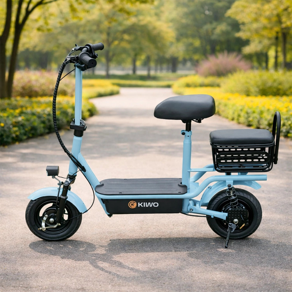Scooter Eléctrico con Asiento, Color Azul Claro