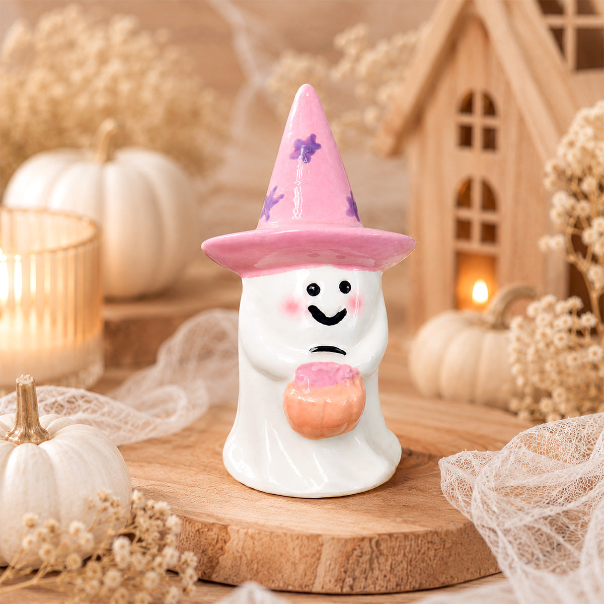 Fantasma de Cerámica con Sombrero Color Rosa