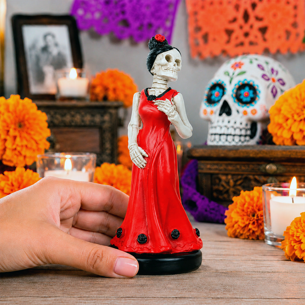 Catrina, Figura de Cerámica, Color Rojo
