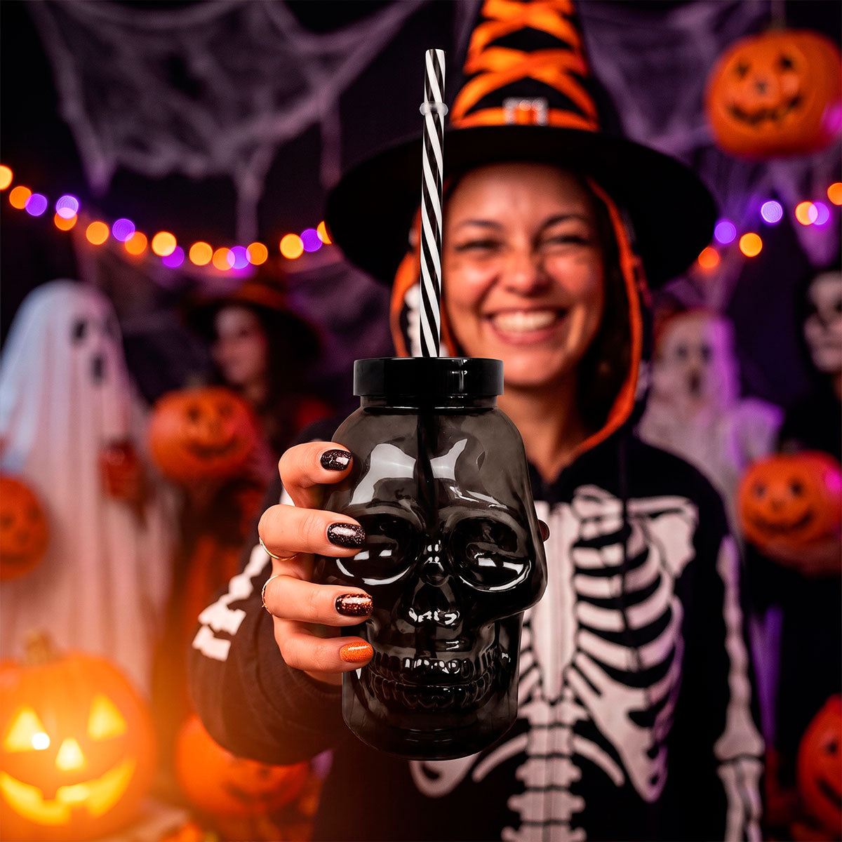 Vaso Calavera con Dulces 50 g, Color Negro