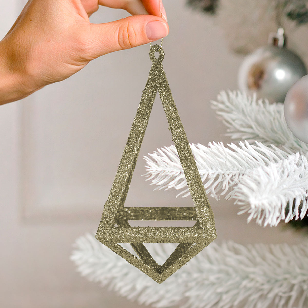 Ornamento Geométrico Navideño, Color Dorado, 14 cm