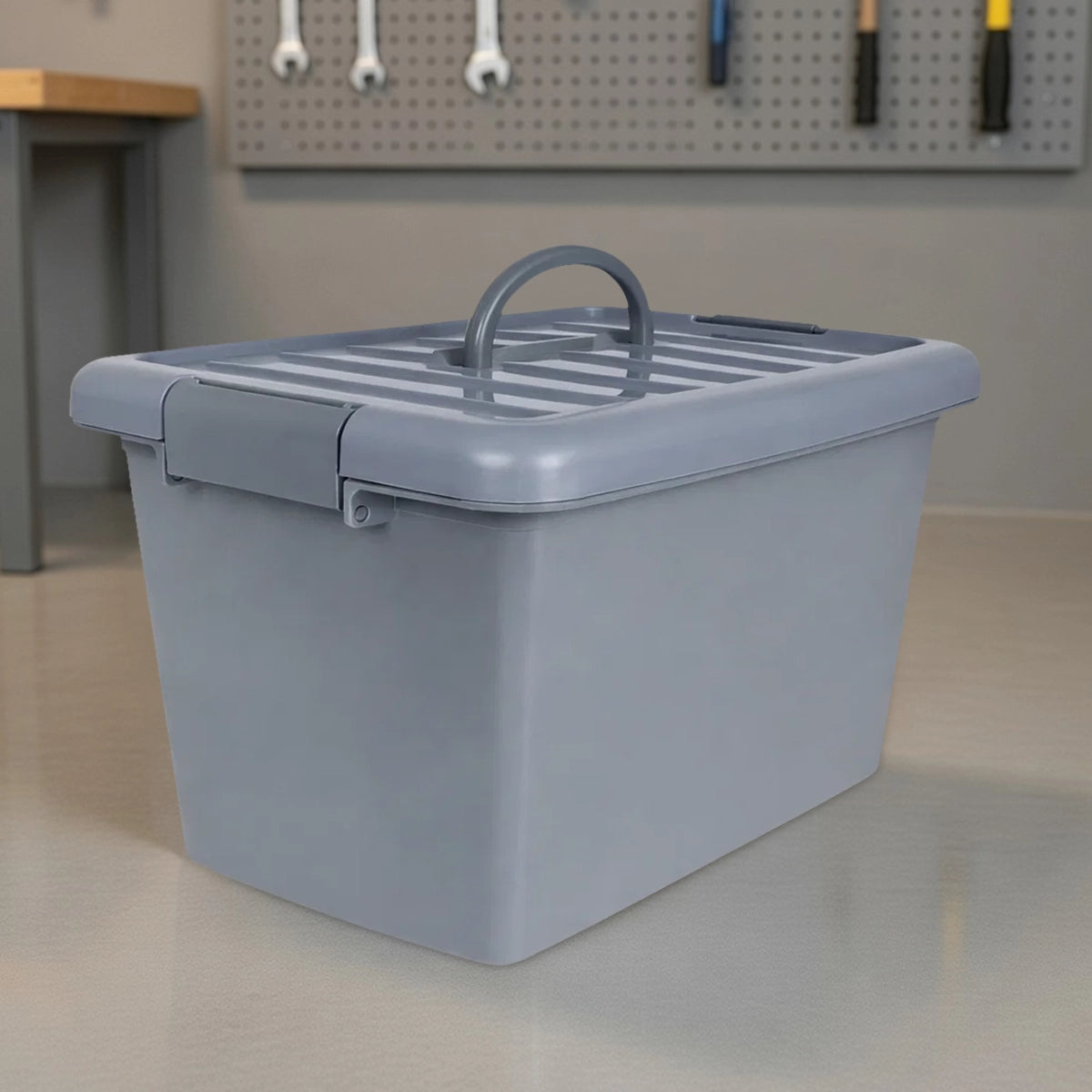Caja de Plástico Gris, 18 L