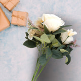 Ramo de Flores Artificiales color Blanco con Follaje, 45cm
