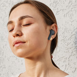 Audí­fonos Inalámbricos True Wireless Nai color Negro, Kiwo