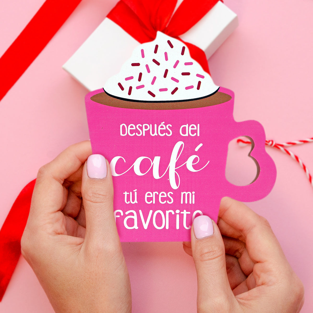 MDF Decorativo Taza San Valentín, color Fiusha