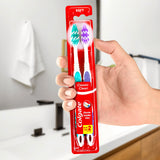 Set de 2 Cepillos de Dientes Colgate, Color Morado y Azul
