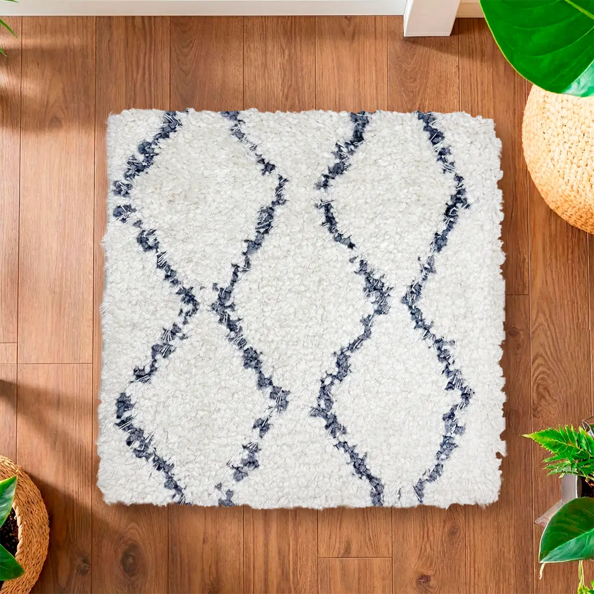 Yogan, Tapete Cuadrado