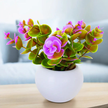 Planta Lila con Maceta Circular, Color Blanco