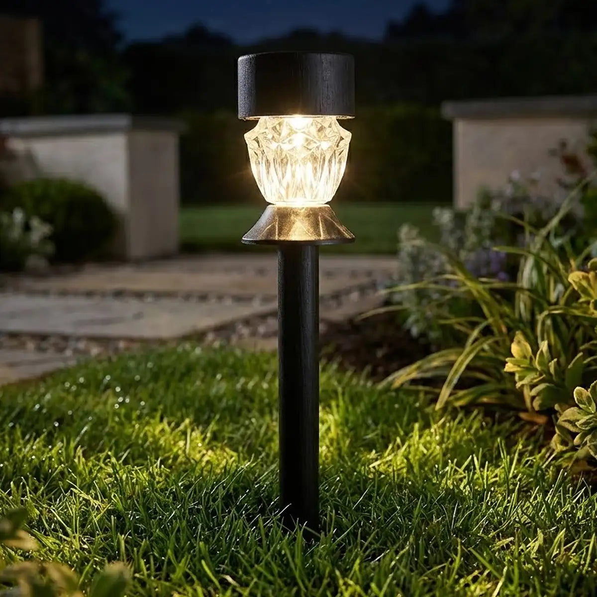 Estaca Solar, Diseño Diamante, Color Negro