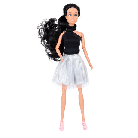 Muñeca con Vestido Brillante, Color Gris