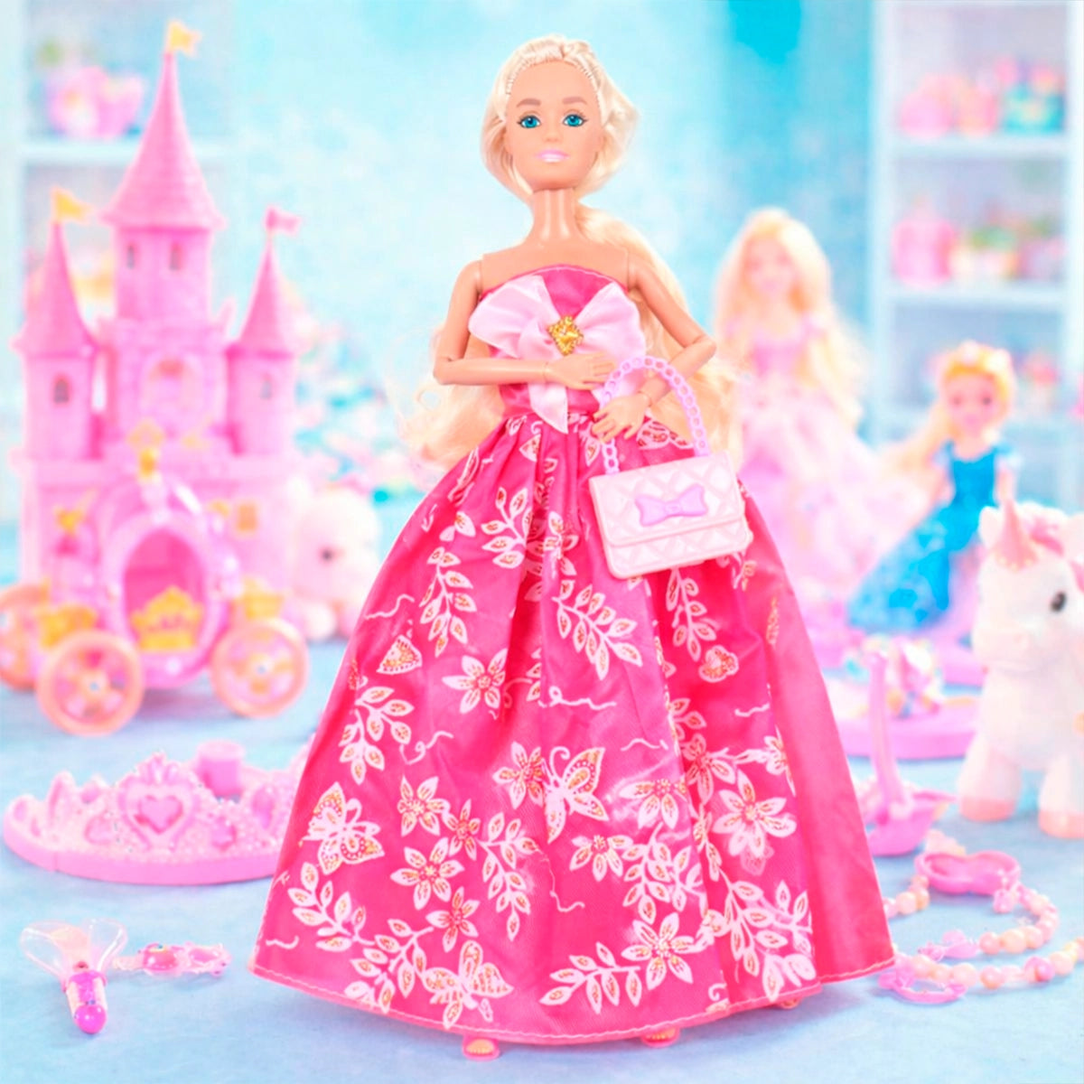Muñeca con Vestido de Fiesta, Color Fucsia