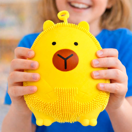 Squishy Capibara, Color Amarillo