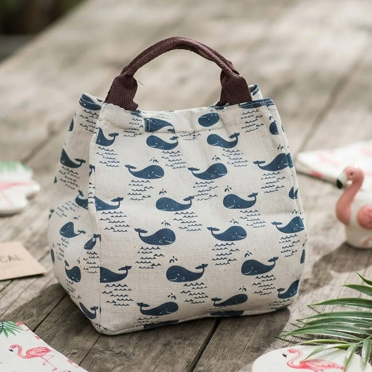 Lonchera, Diseño Ballena