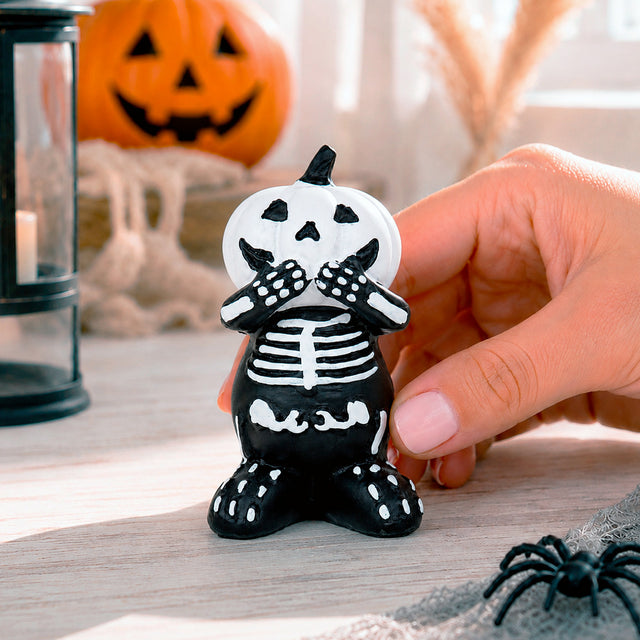 Esqueleto con Calabaza, Figura de Cerámica, Color Blanco