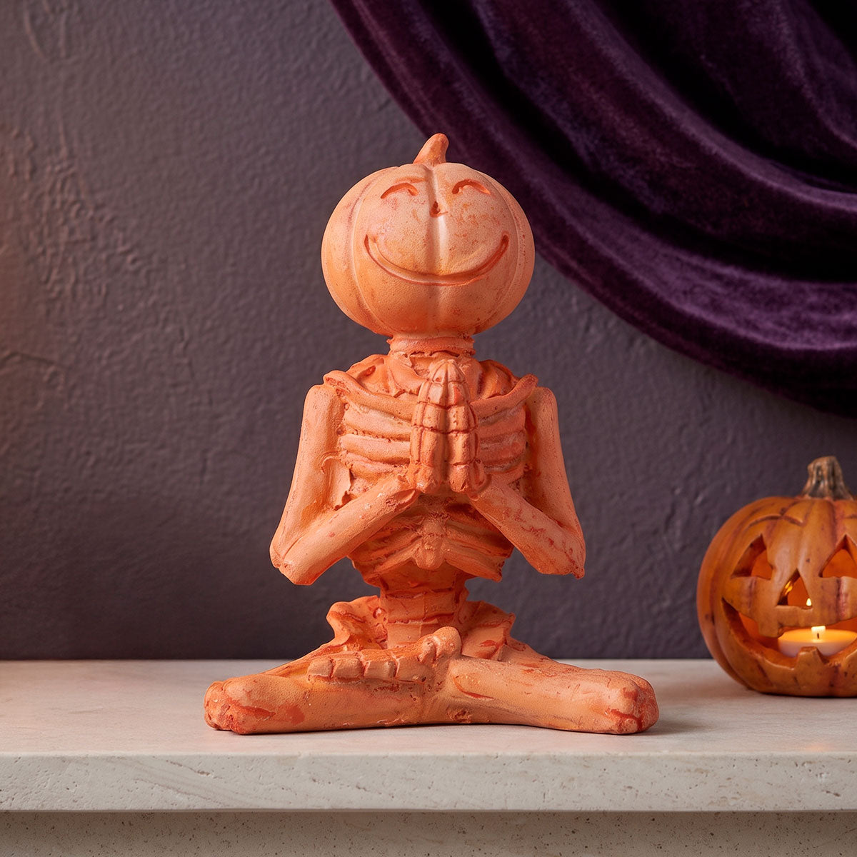 Calabaza Haciendo Yoga, Figura de Cerámica