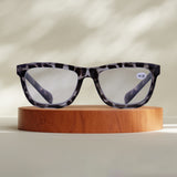 Lentes de Armazón Cuadrado color Negro con Blanco, Graduación de 4.00 Dioptrías