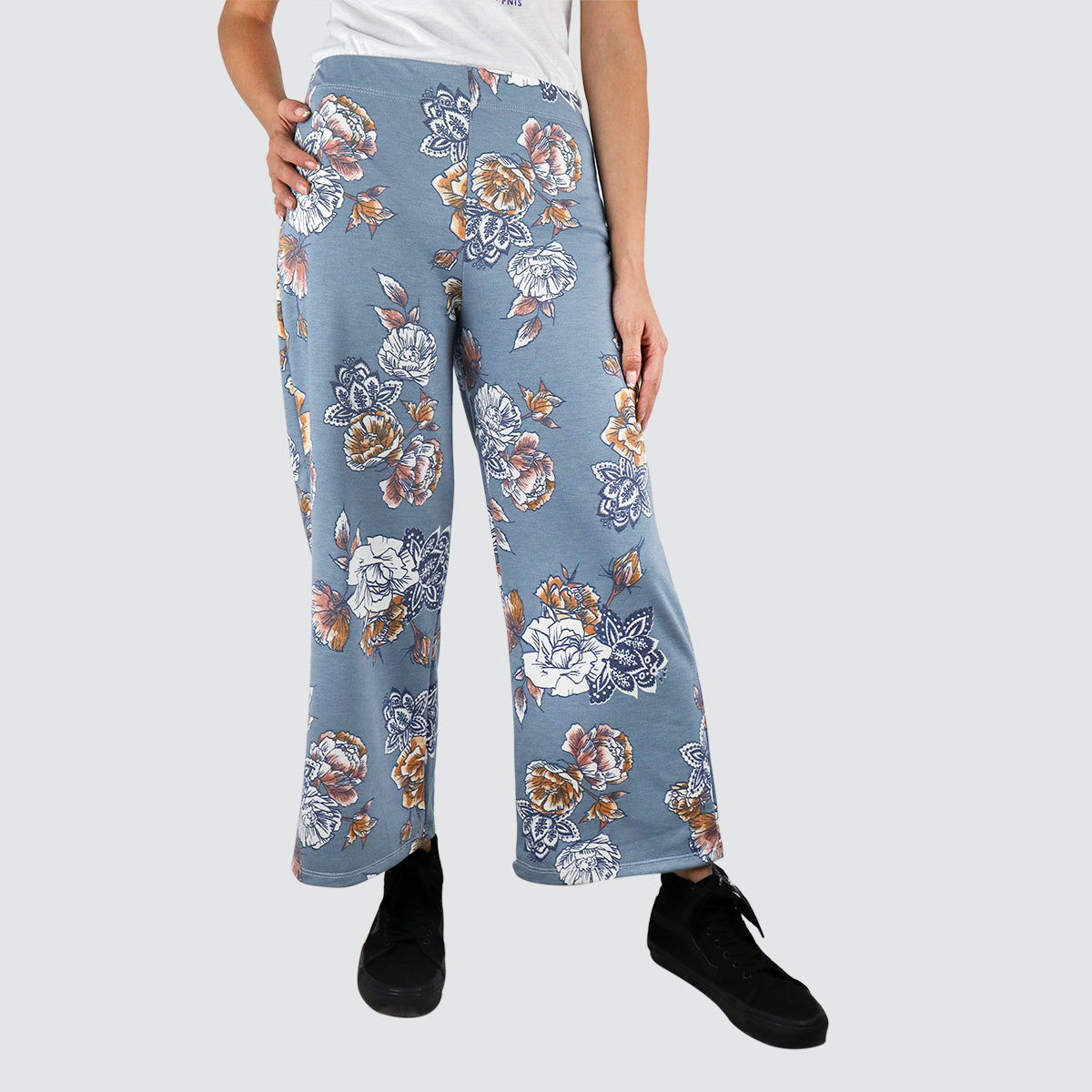 Pantalón Casual color Azul Cielo con Estampado de Flores para Dama